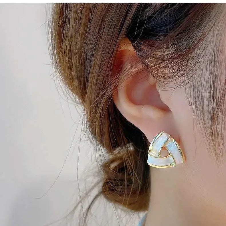 Simple Temperament Studs