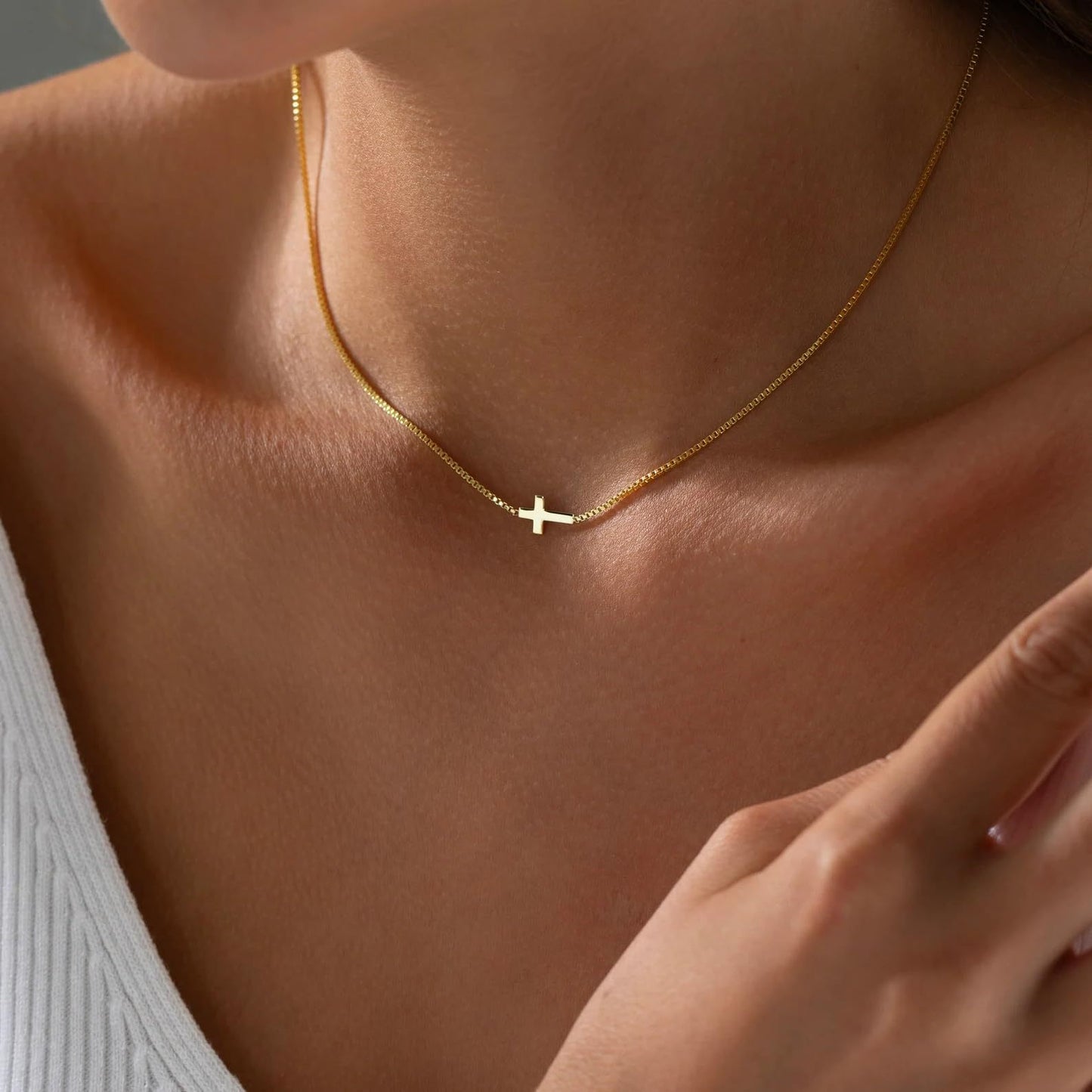 Dainty Cross Necklace - Forge & Form
