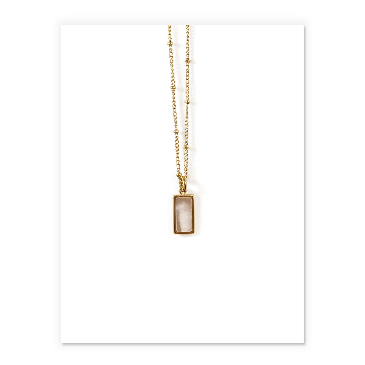 Shell Pendant Necklace