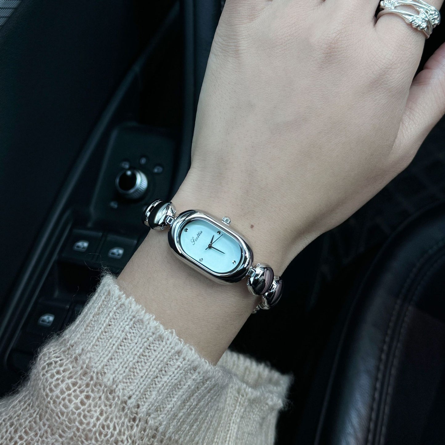 Elegant Oval Women's Watch Bracelet
