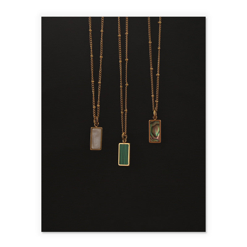 Shell Pendant Necklace