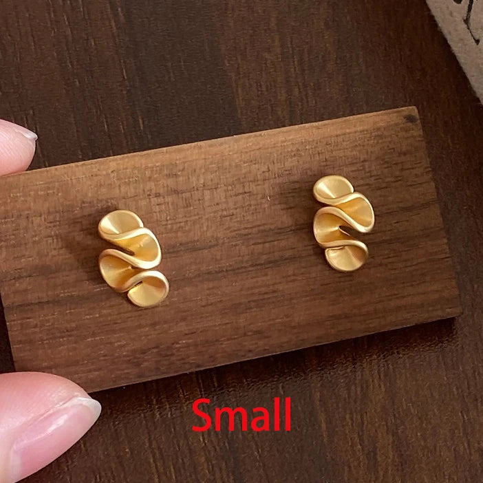 Twisted Flower Stud Earring