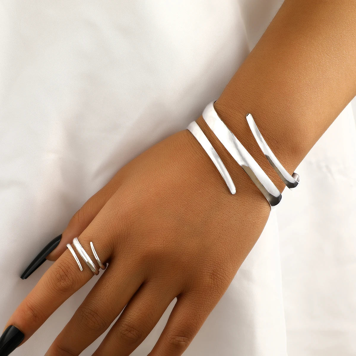 Embrace the Curve Bracelet And Ring Set