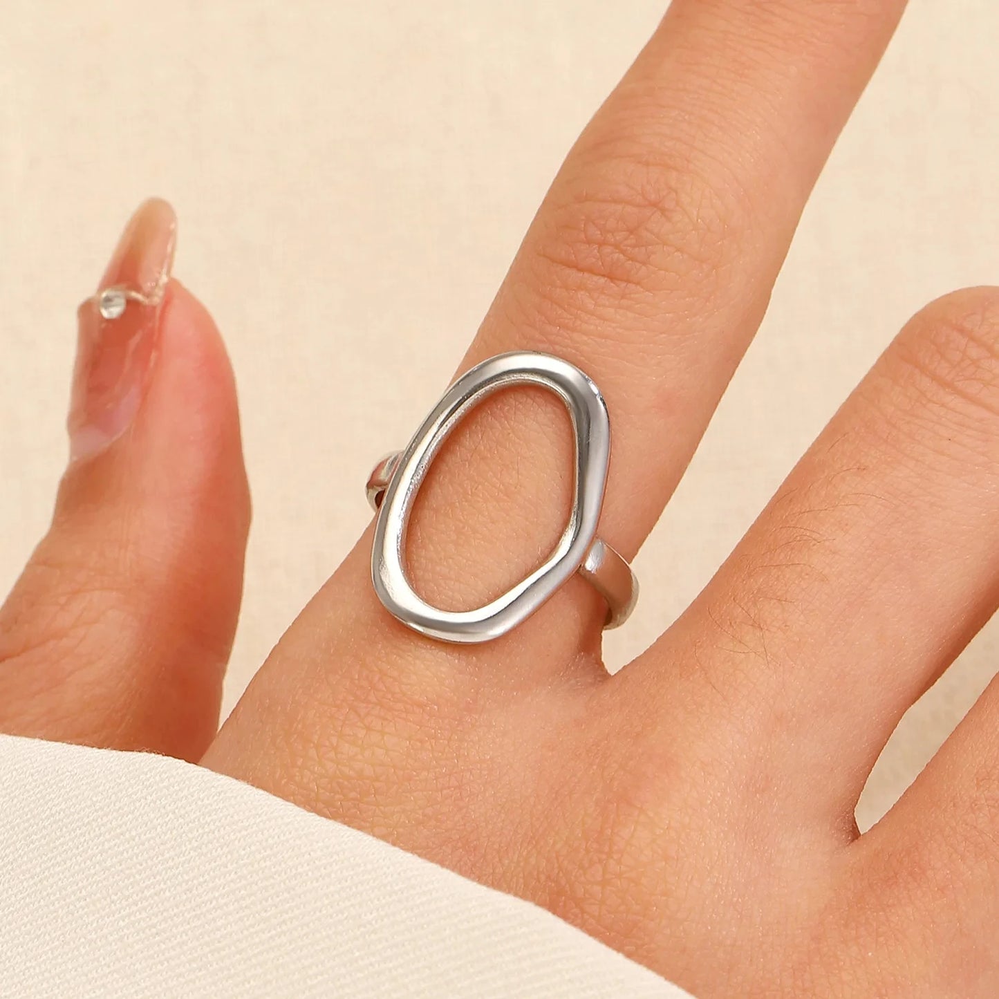 Geometric Oval Ring