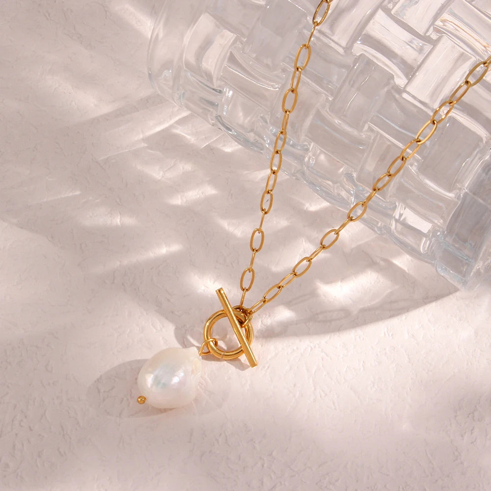 Pearl Toggle Necklace