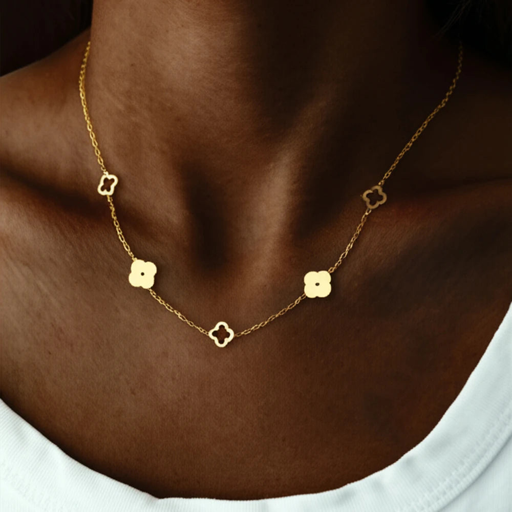 Dainty Clover Necklace